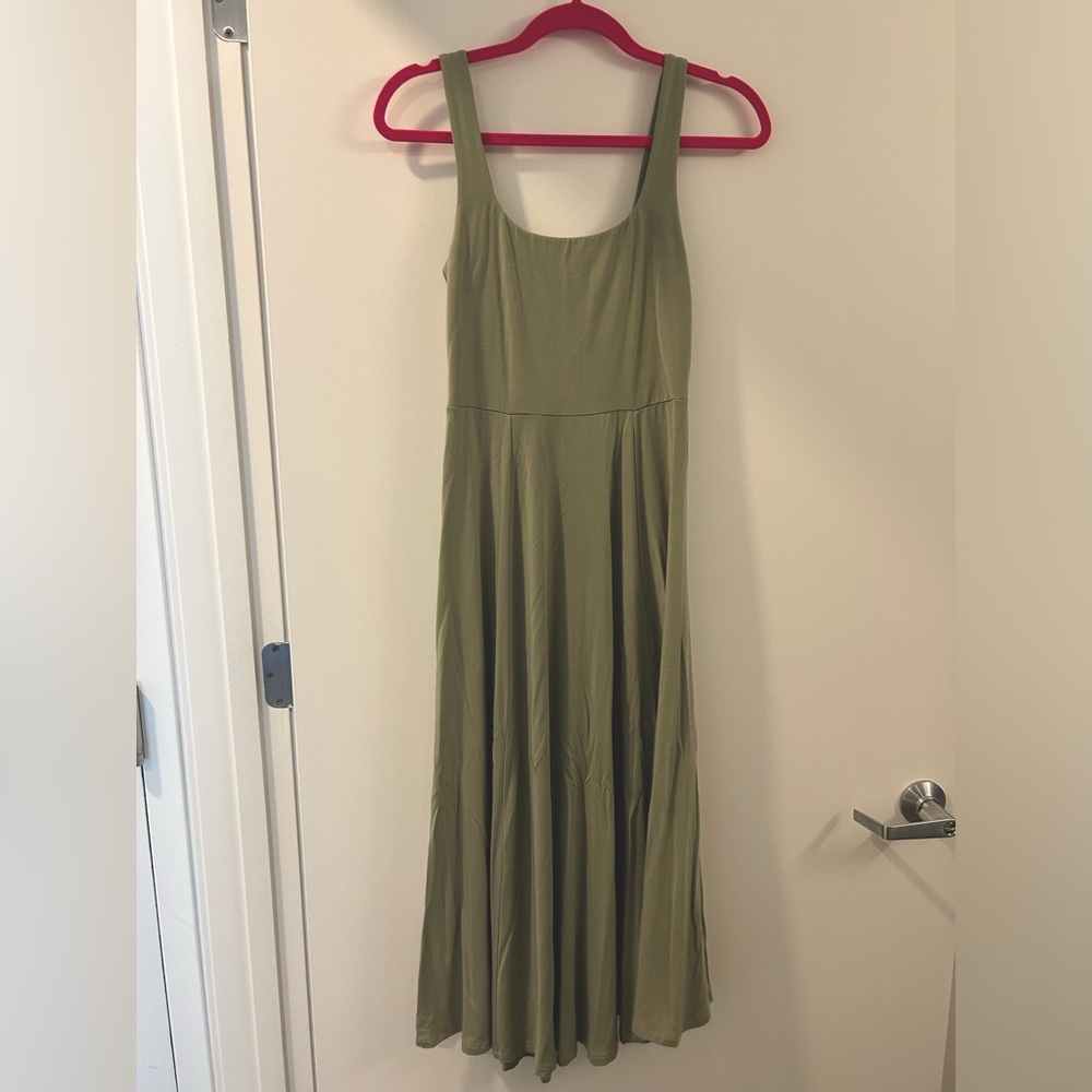 Aritzia Wilfred Libra Dress